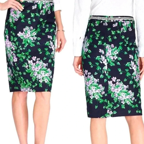 Talbots Oprah Magazine Collection Pencil Skirt Size 10 Lavender Violets & Ivy. - Picture 3 of 12